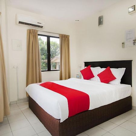 Oyo 91130 Hotel 91 Bukit Mewah Kajang Zewnętrze zdjęcie