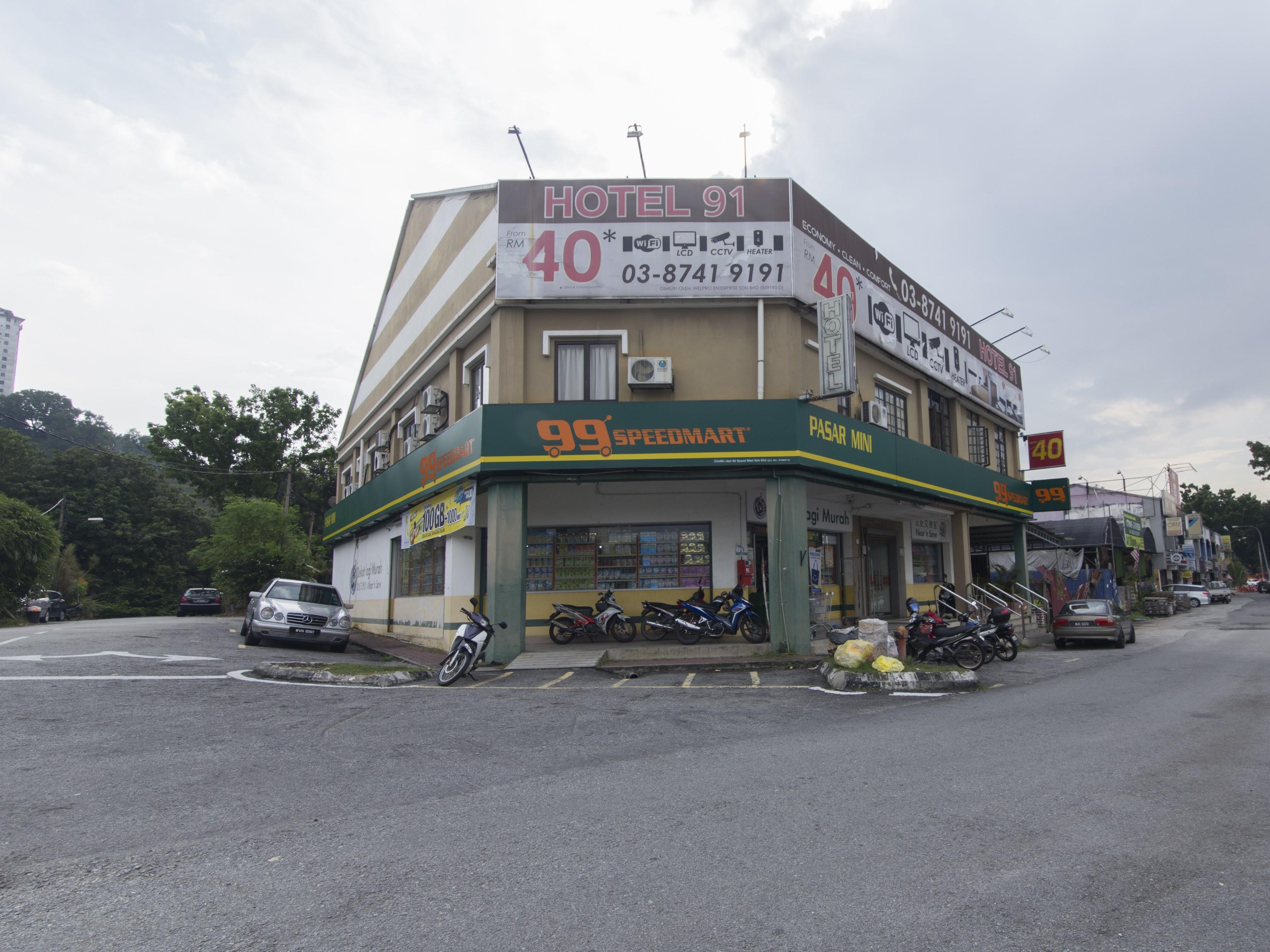 Oyo 91130 Hotel 91 Bukit Mewah Kajang Zewnętrze zdjęcie