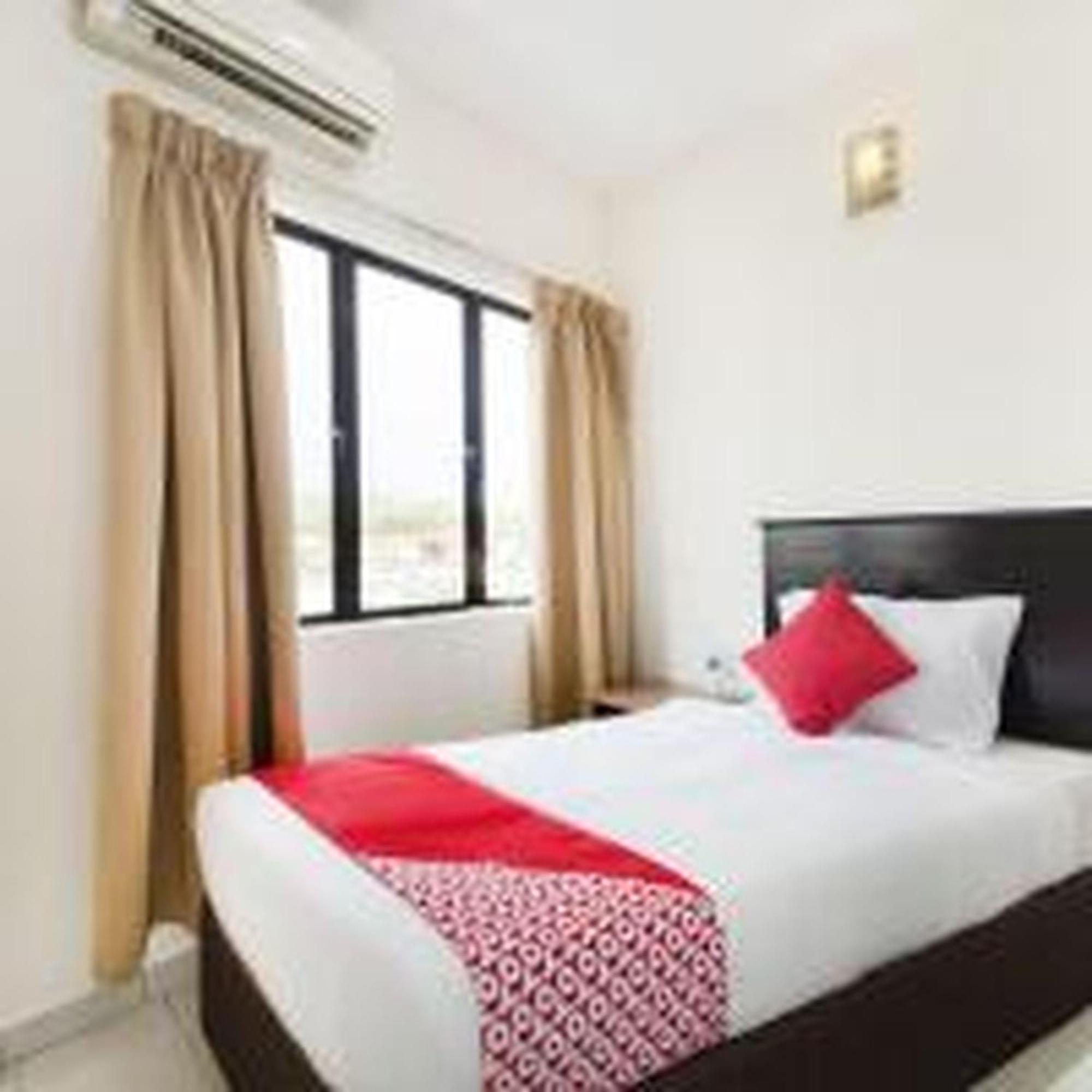 Oyo 91130 Hotel 91 Bukit Mewah Kajang Zewnętrze zdjęcie