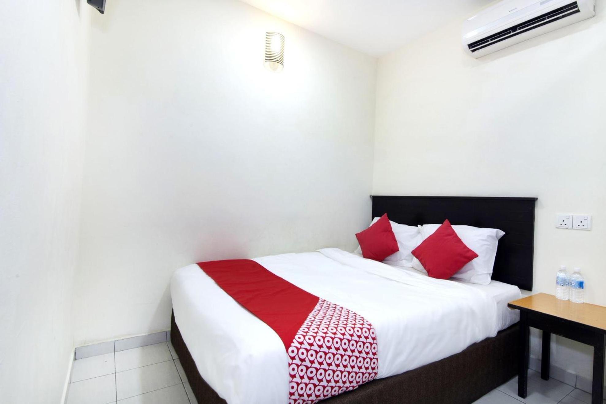 Oyo 91130 Hotel 91 Bukit Mewah Kajang Zewnętrze zdjęcie