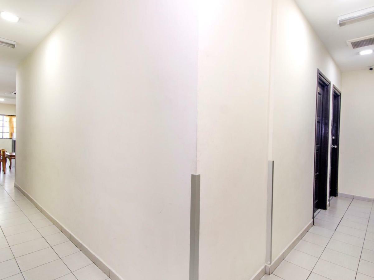 Oyo 91130 Hotel 91 Bukit Mewah Kajang Zewnętrze zdjęcie